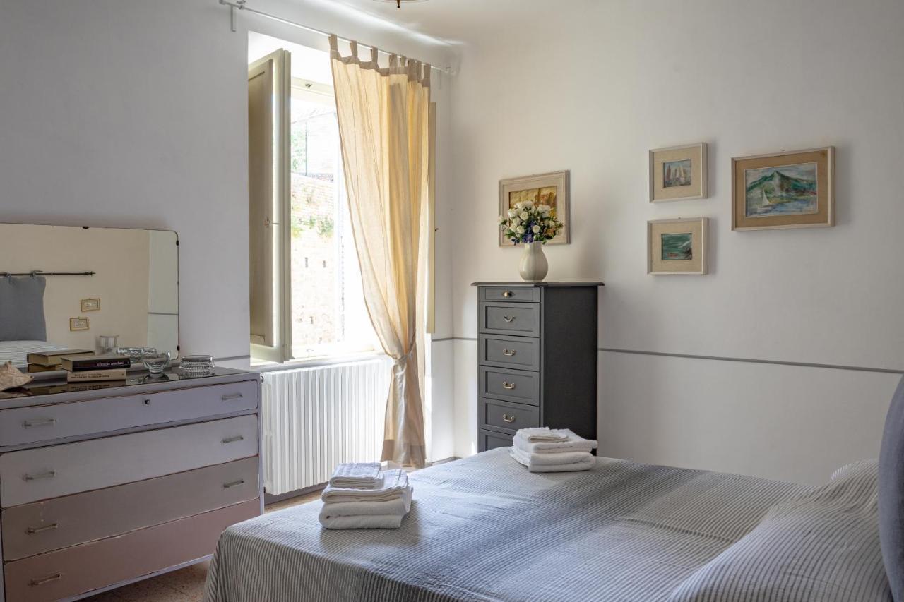 Casa Vacanze Nel Centro Storico Di Fermo Happy Song Eksteriør billede